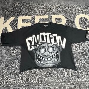 Mixed Emotion Black Cropped T-Shirt Streetwear Size Medium